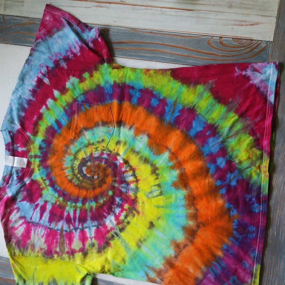 Tie dye tee